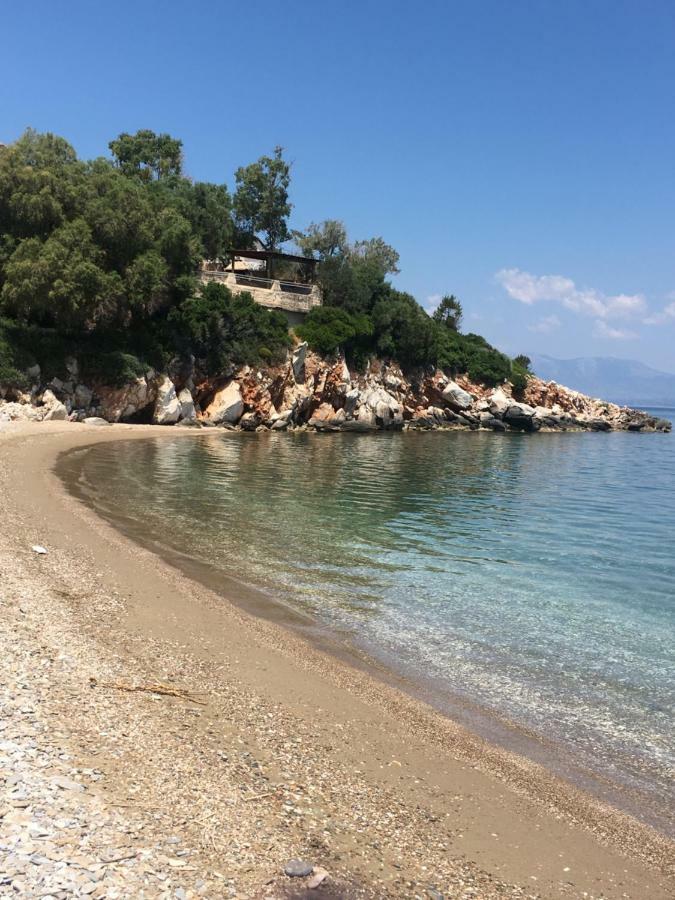 Eratous Seaside House Vila Agii Dimitrios ke Panteleimon Exterior foto